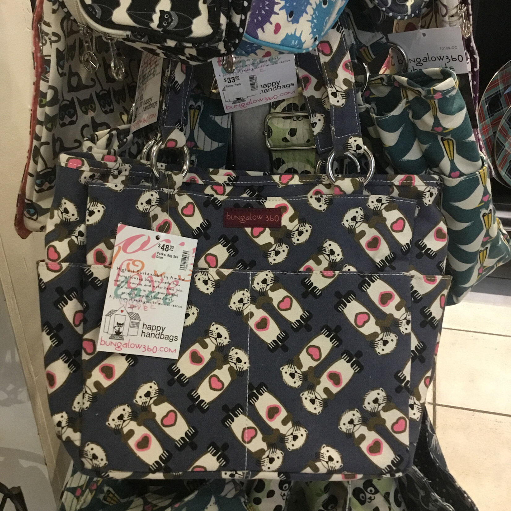 Bungalow 360 Pocket Bag Sea Otter