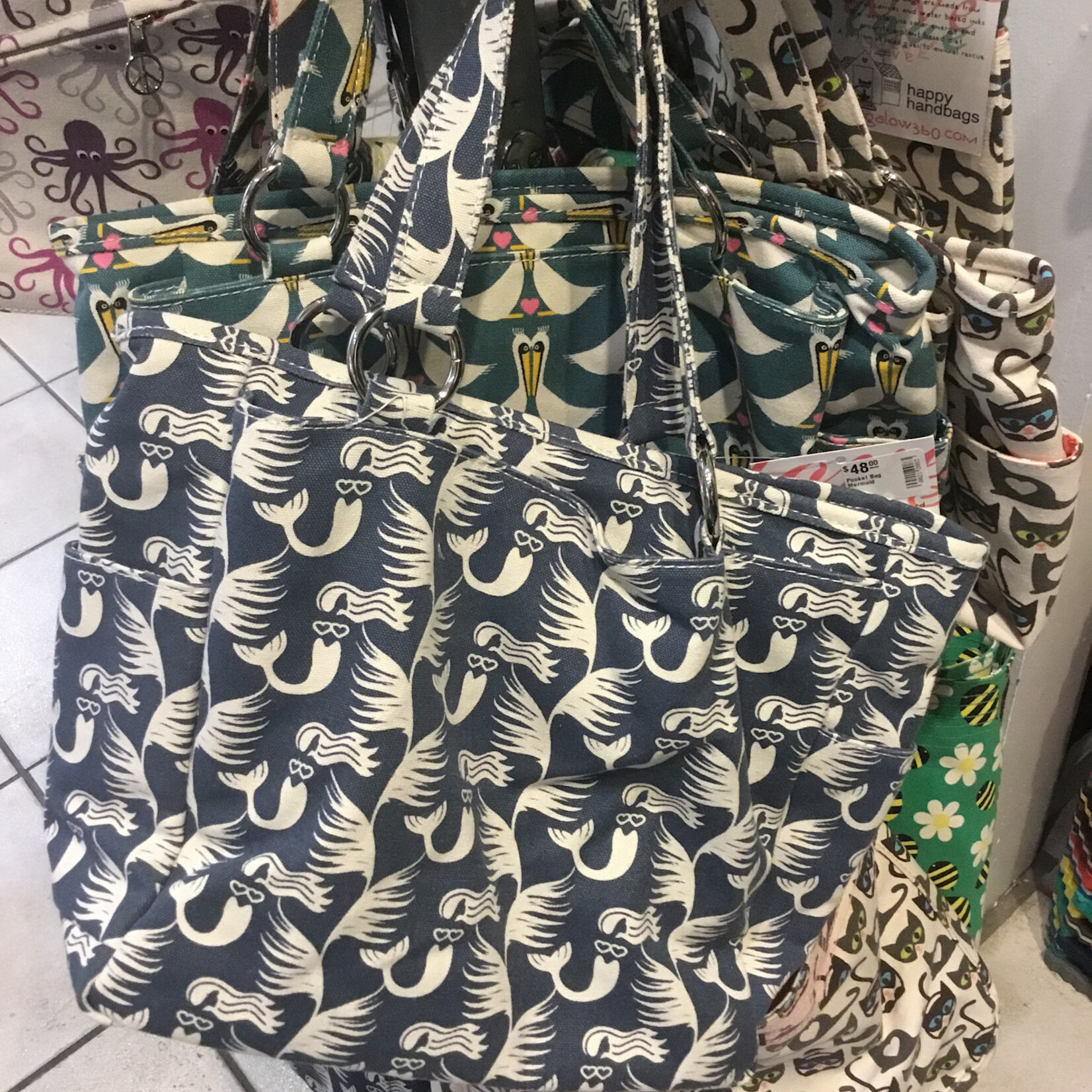 Bungalow 360 Pocket Bag