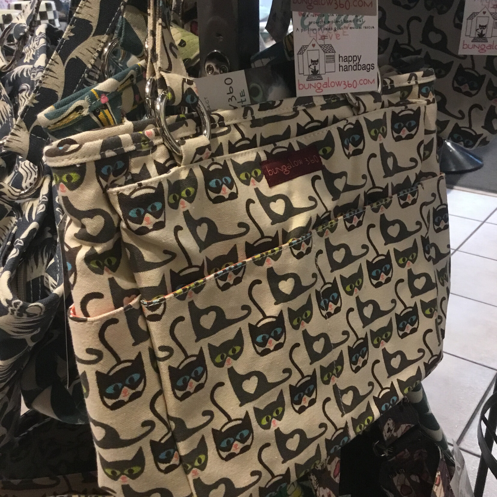 Bungalow 360 Pocket Bag