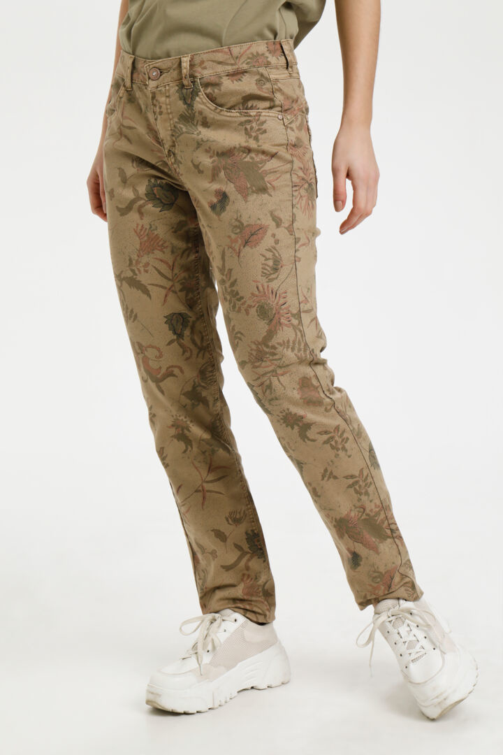 Coco Fit Lotte Printed Twill Pant - Castles & Cottages