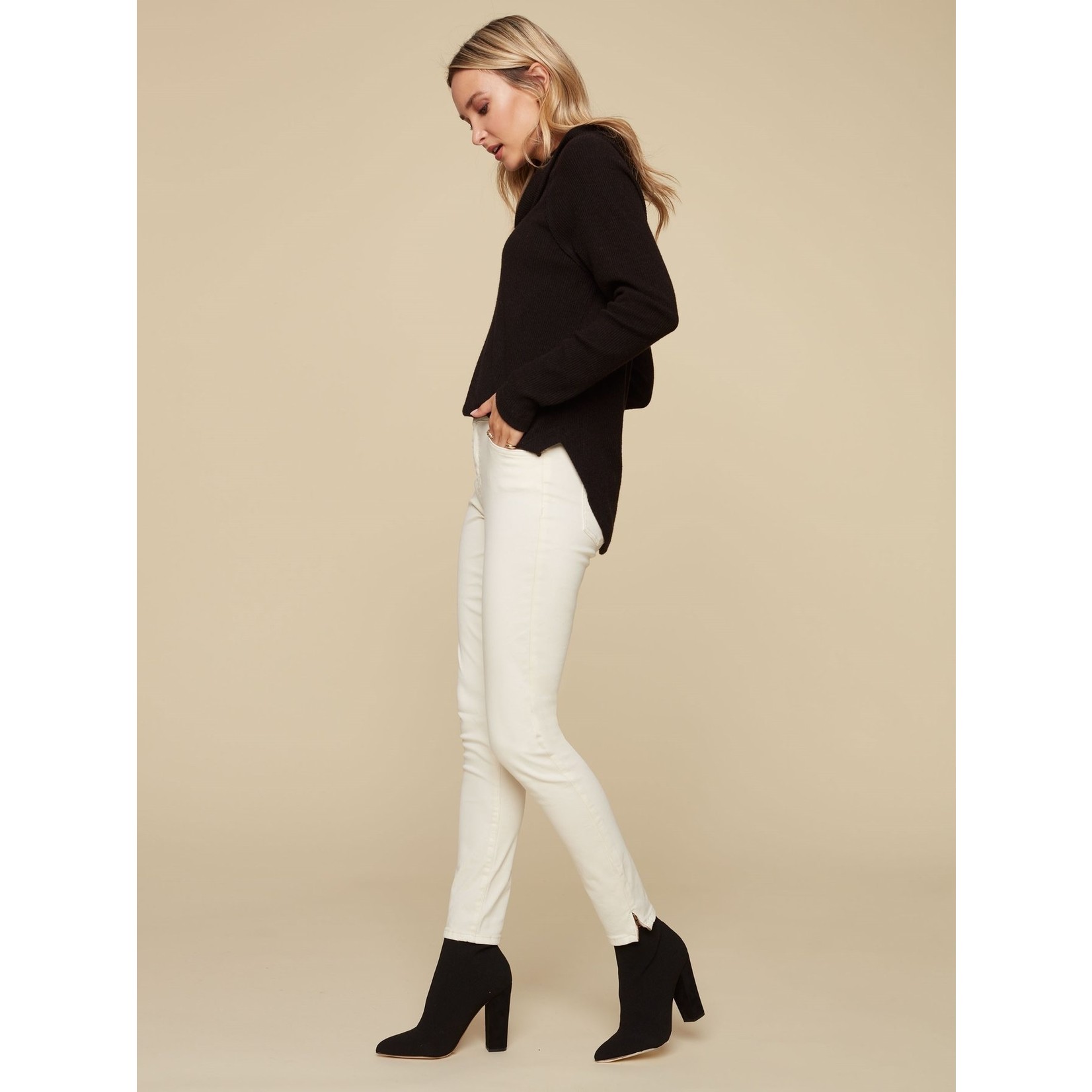Charlie B Ankle Pant with Zip