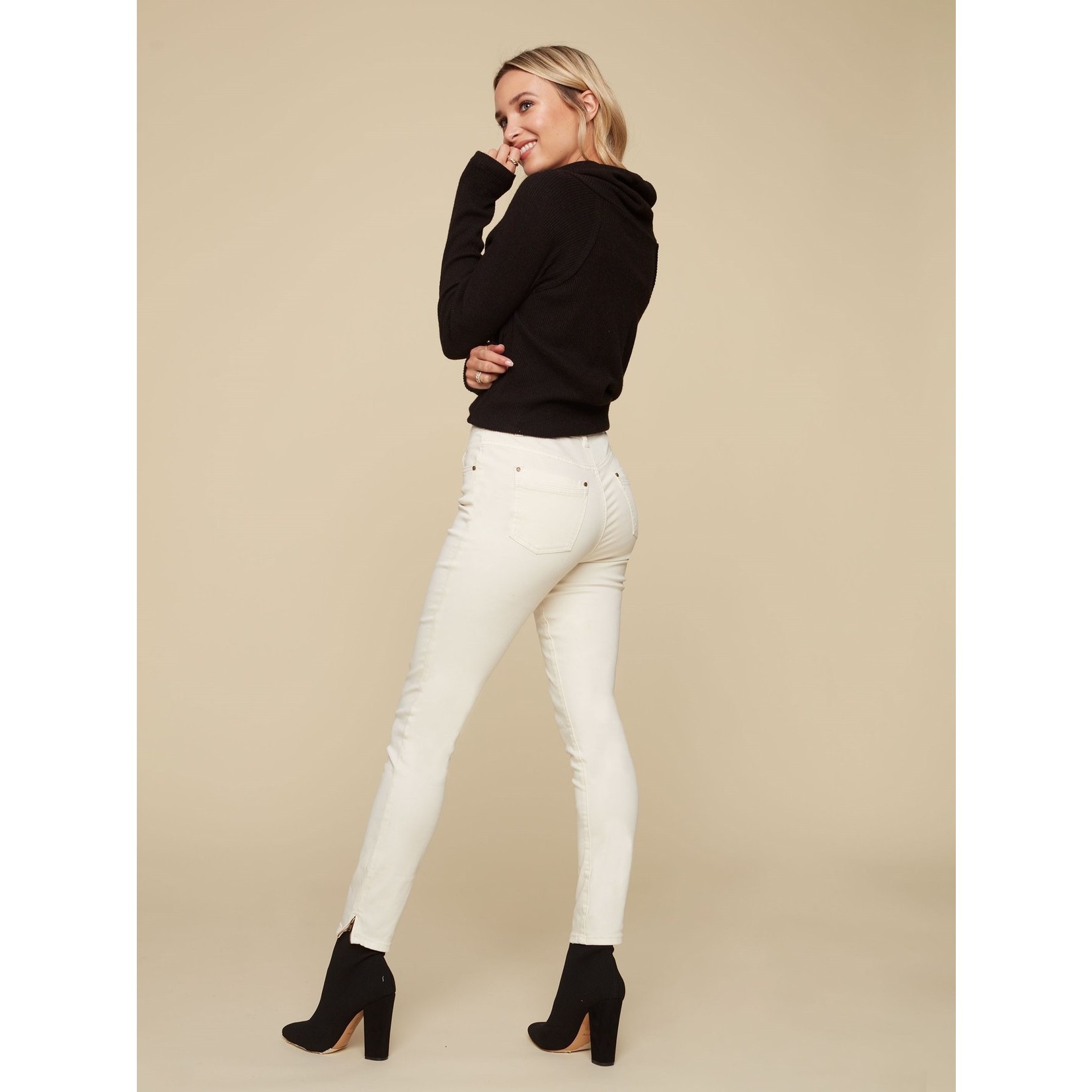 Charlie B Ankle Pant with Zip