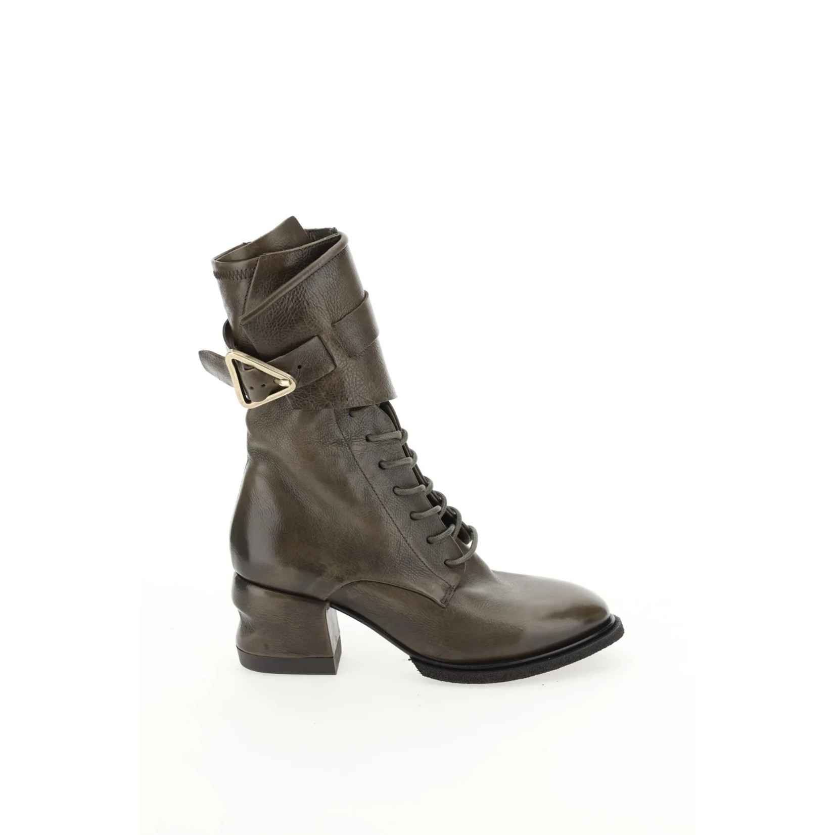 Juniper Boot Castles and Cottages & Ciao Bella Boutique