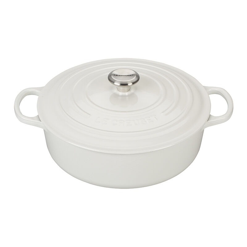 Le Creuset - Shallow Round French Oven - Castles & Cottages | Ciao ...