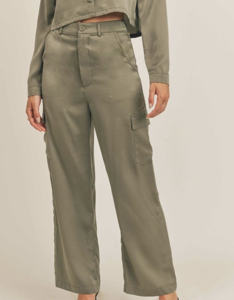 Loving Deeply Wide Leg Satin Cargo Pants (Hunter Green) · NanaMacs