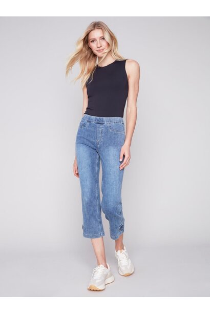 Cropped Pull-On Jeans with Hem Tab