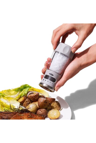 Adjustable Mess-Free Salt Grinder