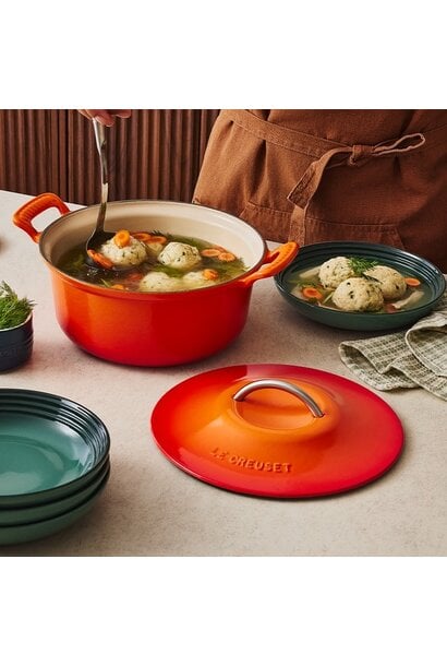Modern Heritage Round Dutch Oven