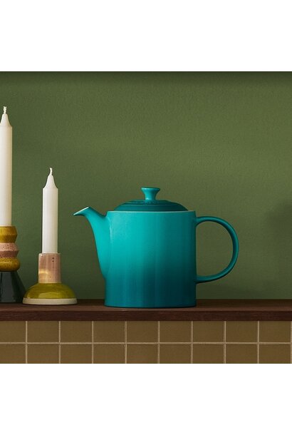 Classic Grand Teapot