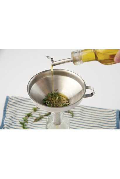 Funnel with Removable Strainer