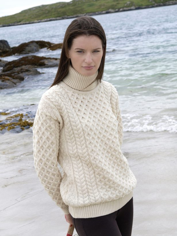 Traditional Aran Sweater in Natural
