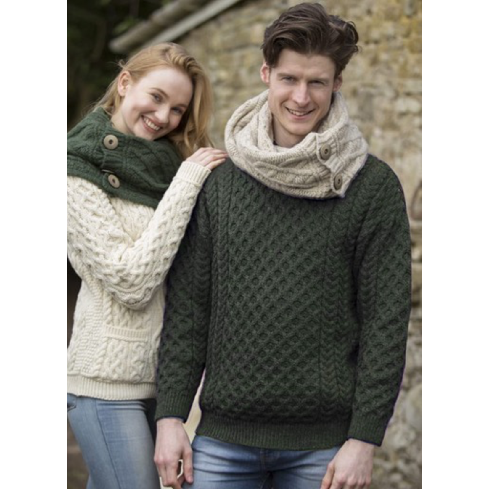 SWEATERS UNISEX ARAN IRISH KNIT CREW NECK SWEATER - Army Green