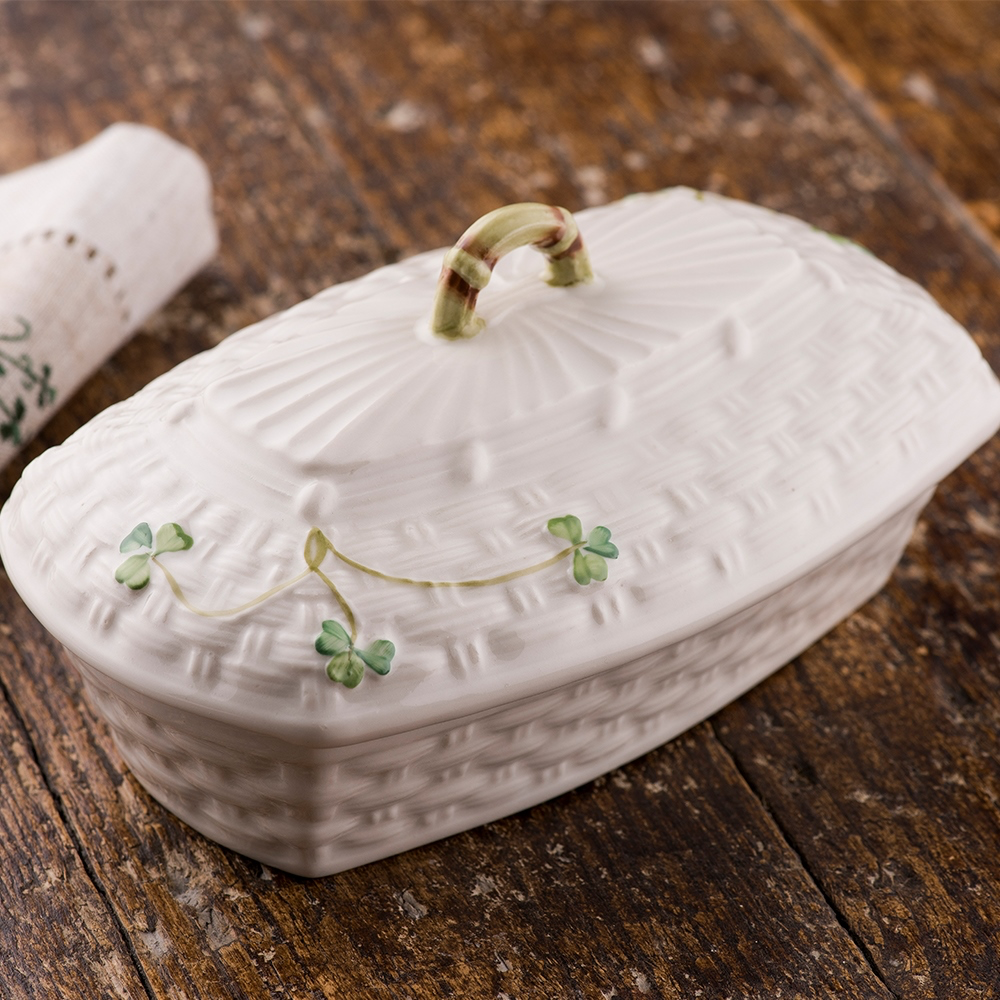 KITCHEN & ACCESSORIES BELLEEK CLASSIC SHAMROCK BUTTER DISH