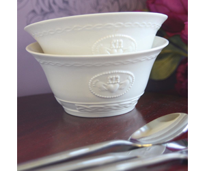 KITCHEN & ACCESSORIES BELLEEK CLADDAGH SOUP BOWL w/ HANDLES