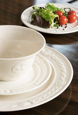 PLATES, TRAYS & DISHES BELLEEK CLADDAGH DINNER PLATE