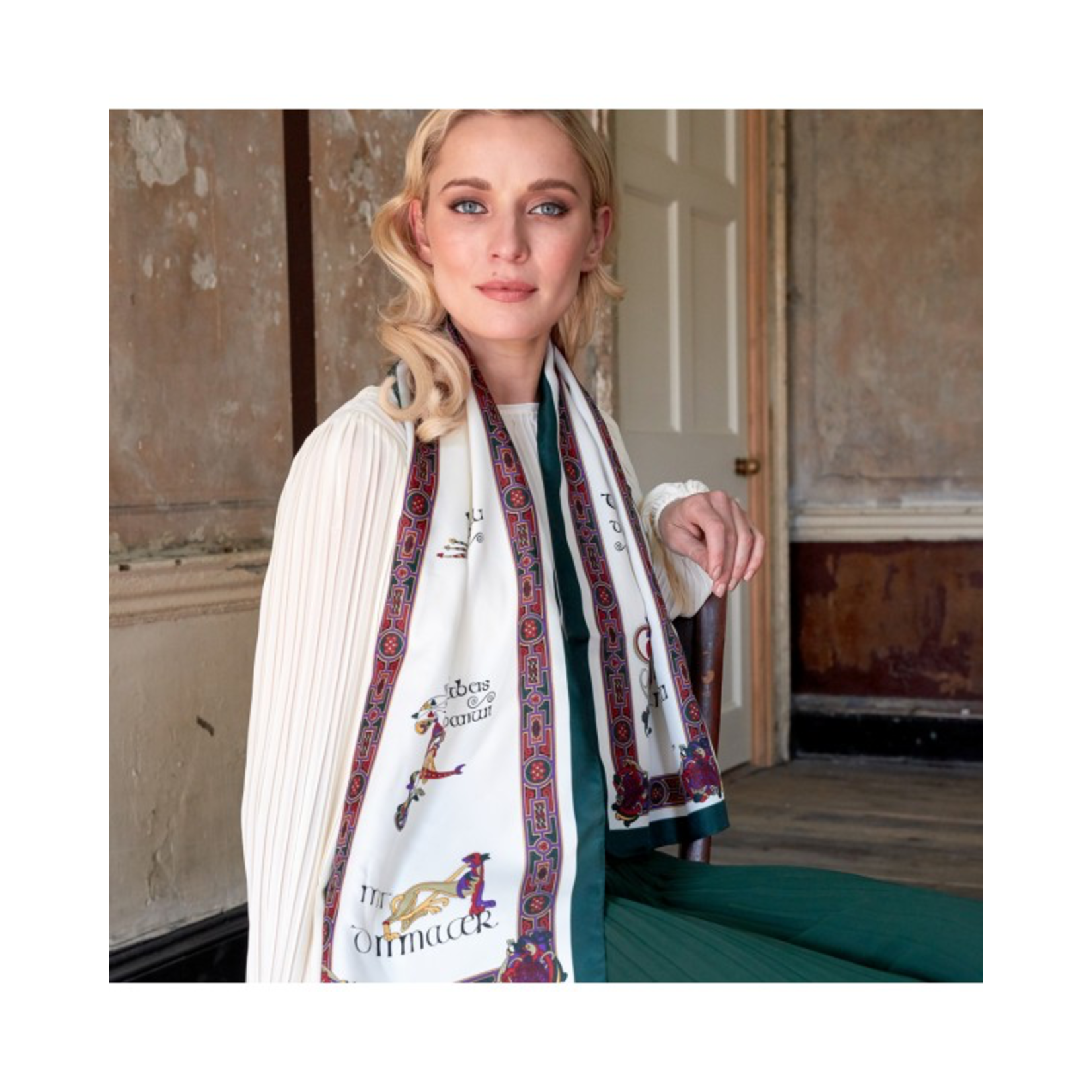 ACCESSORIES BOOK of KELLS LONG SIGNATURE SCARF - Bottle Grn/Red/Purple