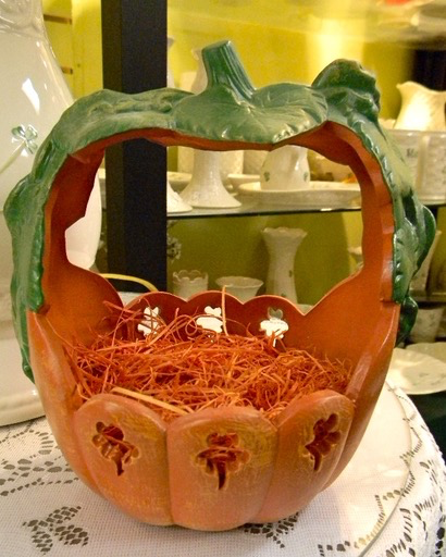 HALLOWEEN LARGE PUMPKIN BASKET