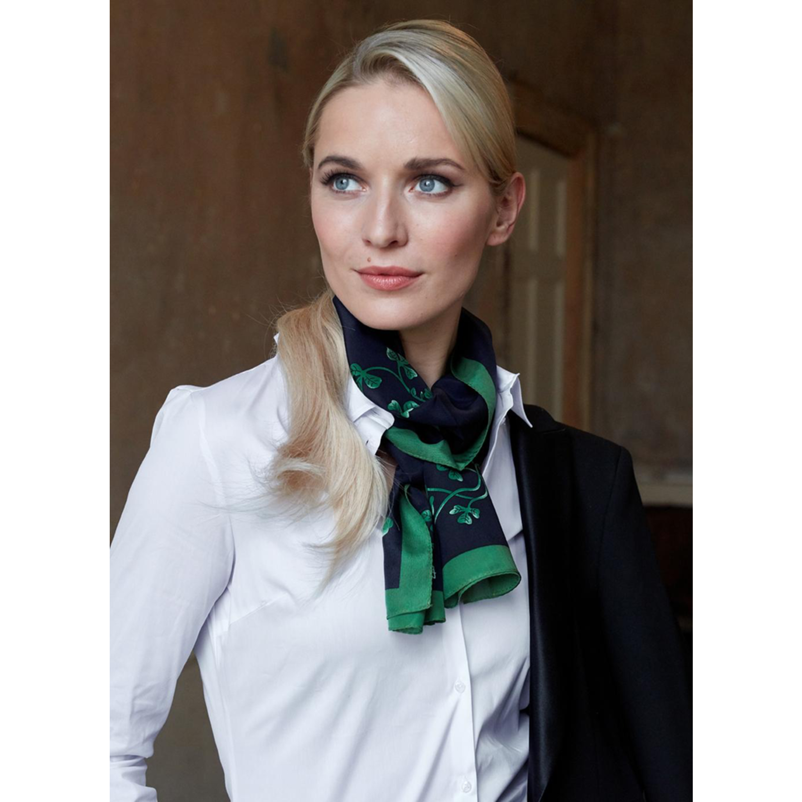 ACCESSORIES PATRICK FRANCIS SHAMROCK SPRIG SILK SCARF - Navy/Green