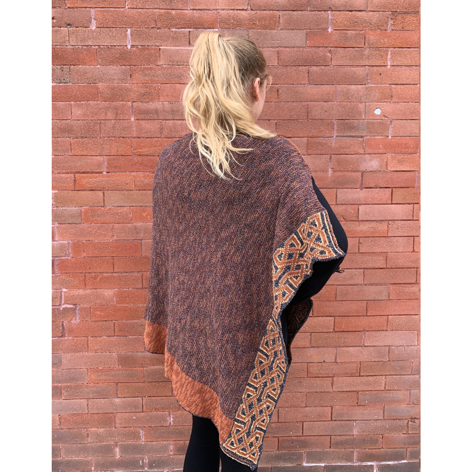 CAPES & RUANAS BILL BABER BALLATER SHAWL - Bronze