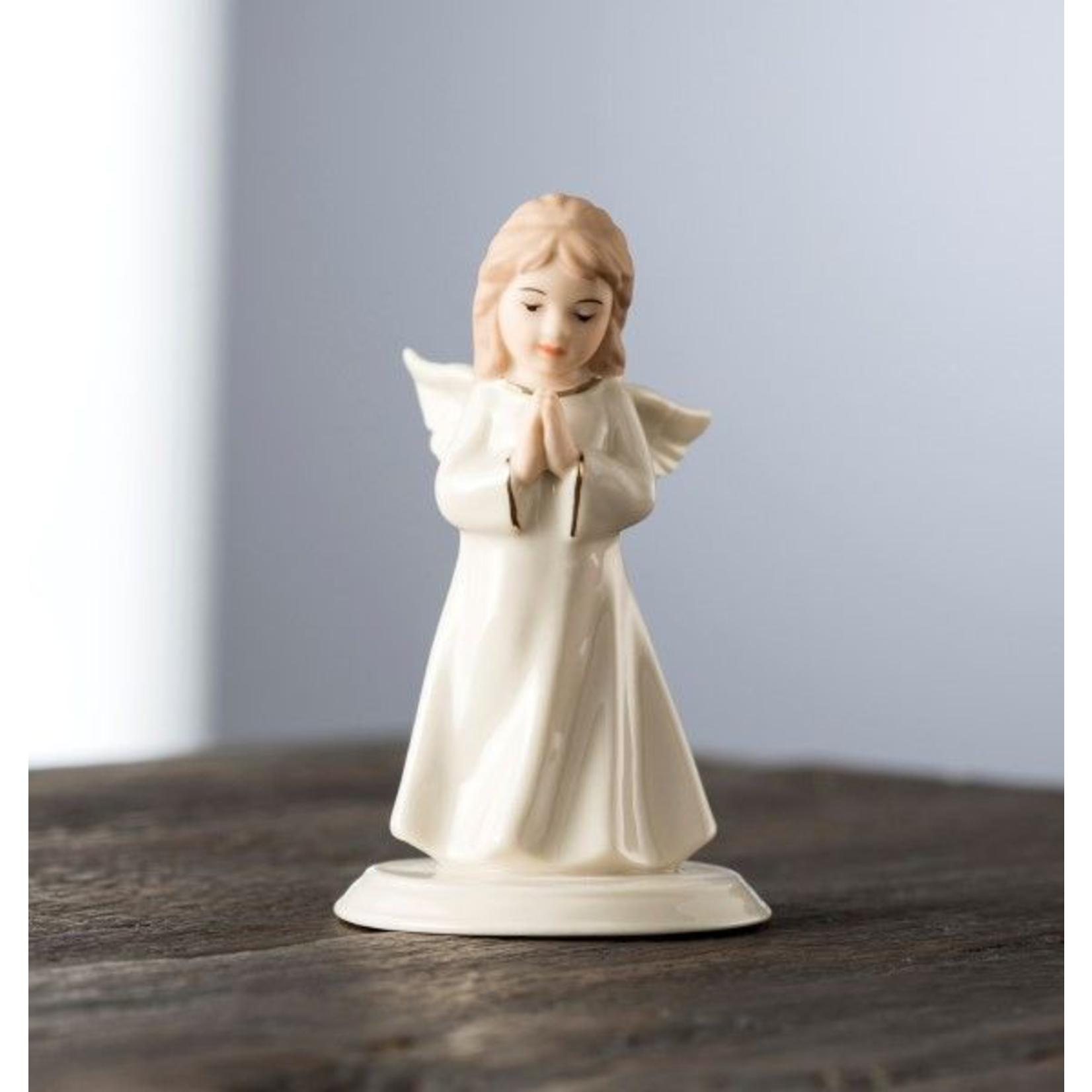 ANGELS BELLEEK LIVING MINI ANGEL of PRAYER