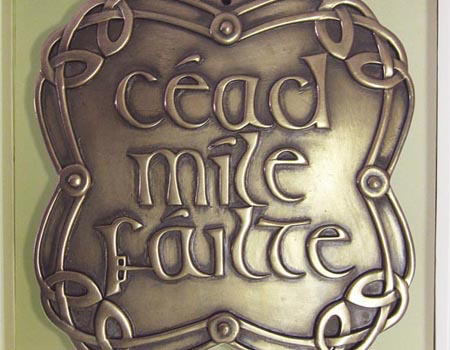 PLAQUES & GIFTS CELTIC BRONZE GALLERY WALL PLAQUE - Cead Mile Failte