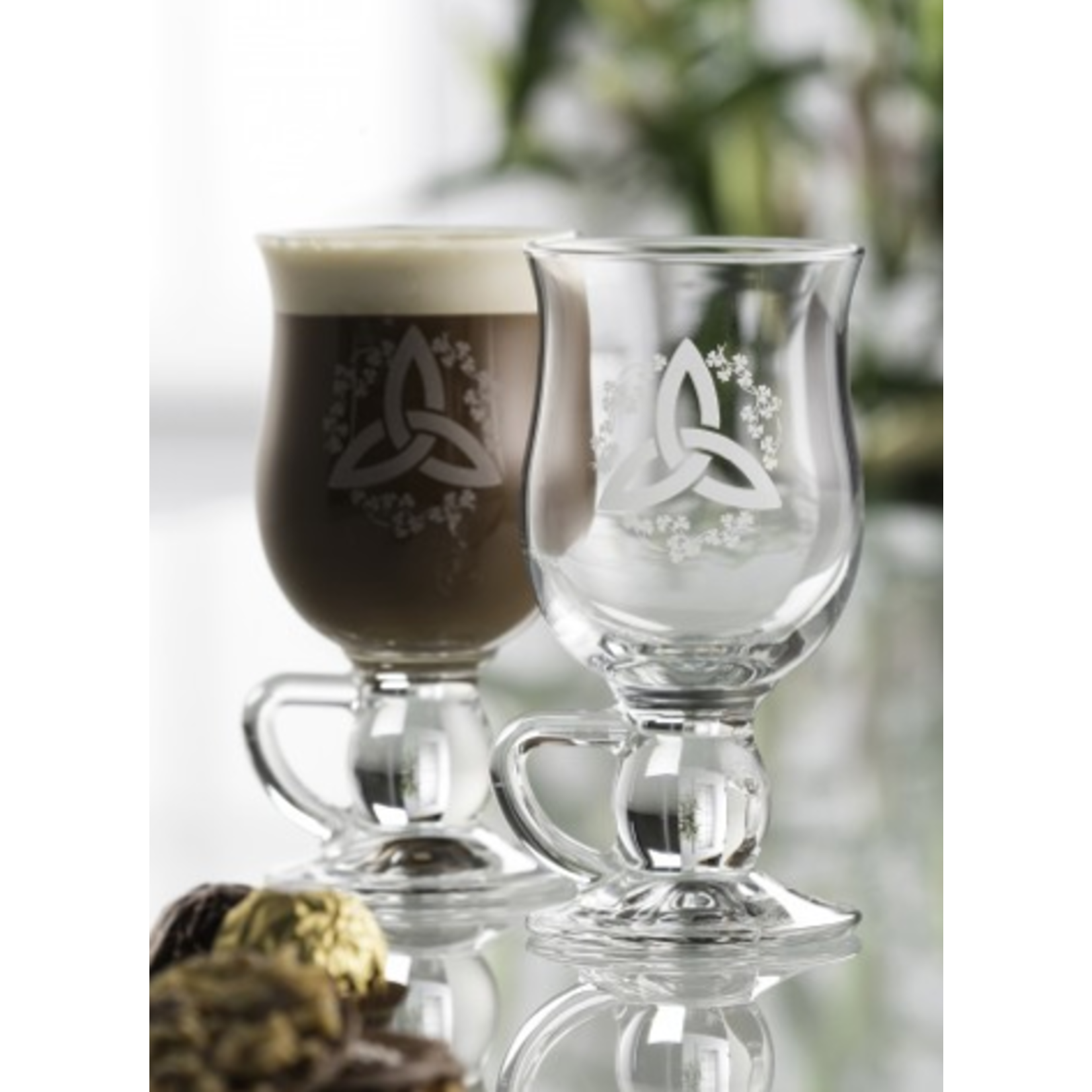 BARWARE GALWAY CRYSTAL IRISH COFFEE GLASSES - Trinity w. Shamrock (2)
