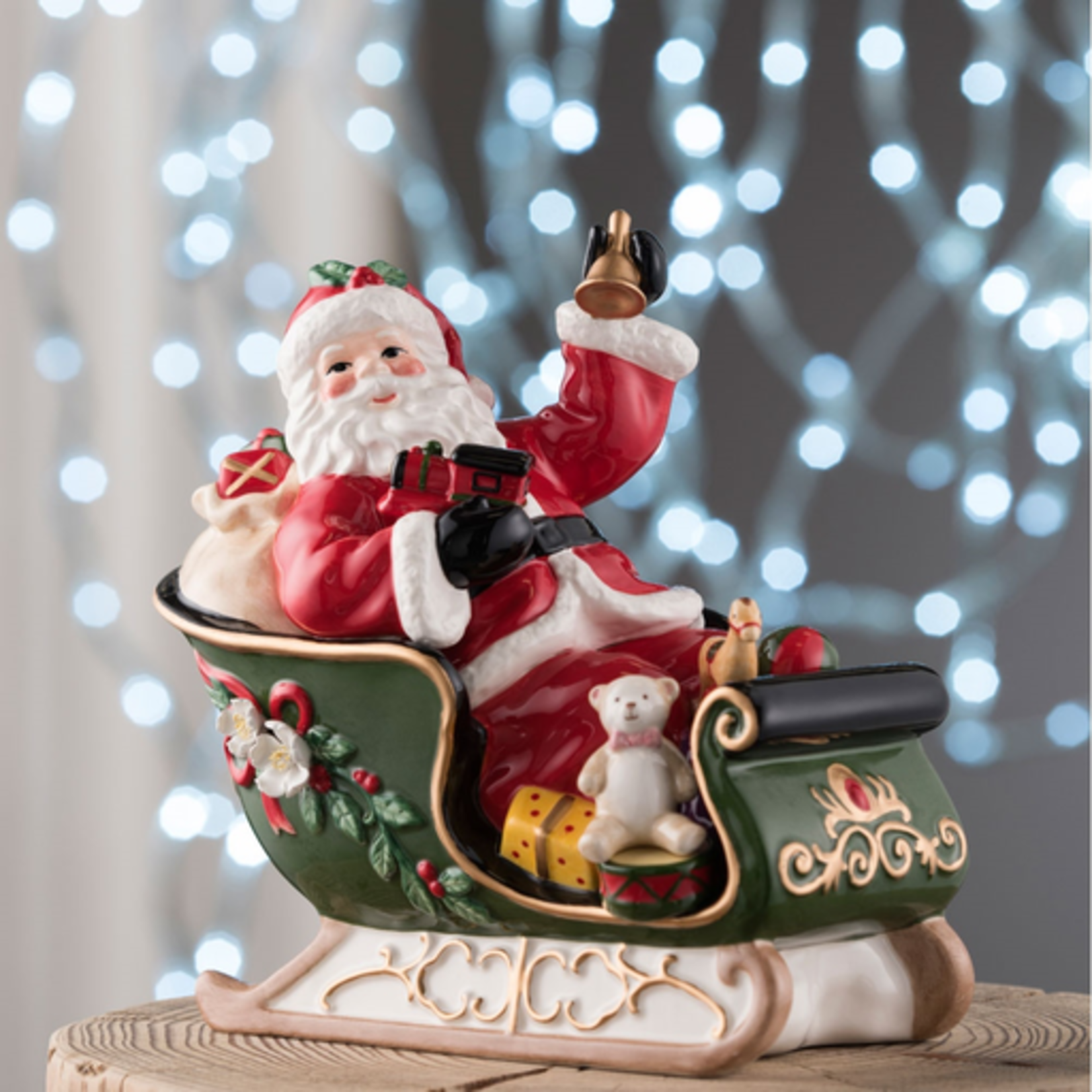 SANTAS AYNSLEY MUSICAL SANTA in SLEIGH