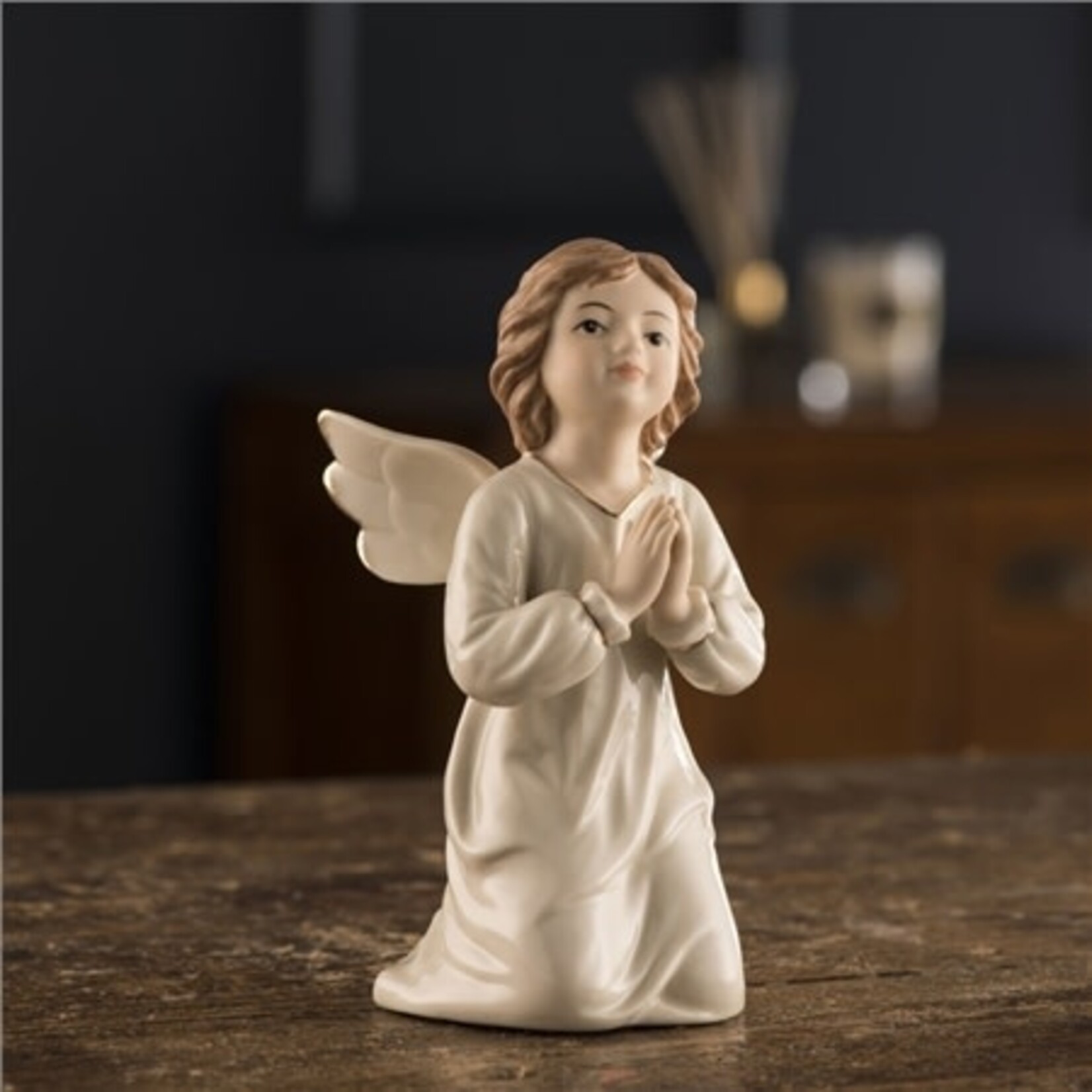 ANGELS BELLEEK LIVING ANGEL of WORSHIP