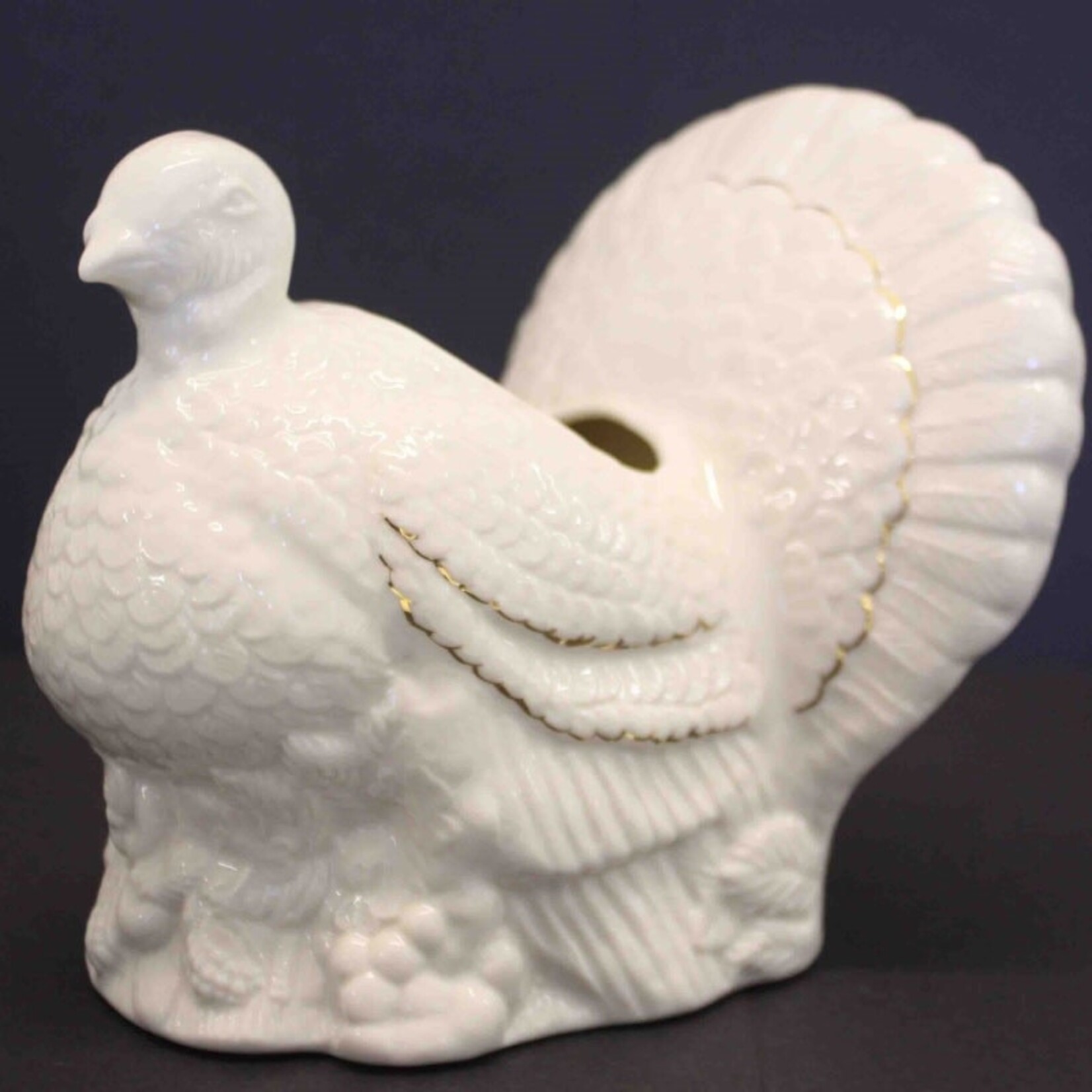 HOLIDAY DECOR BELLEEK TURKEY CENTERPIECE