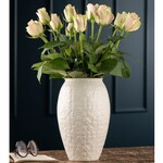 VASES & BOWLS BELLEEK CLASSIC FIELDS of SHAMROCKS VASE