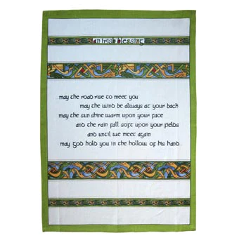 Claddagh Irish Blessing Oven Mitt