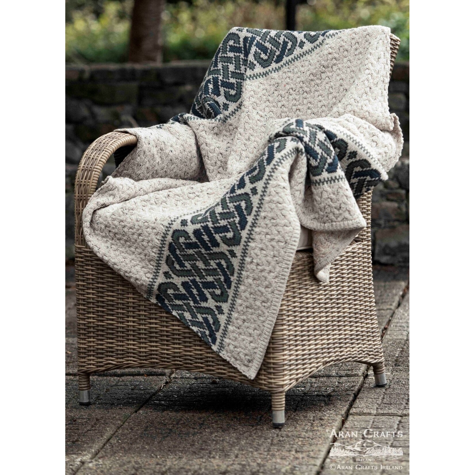 TAPESTRIES, THROWS, ETC. CELTIC JACQUARD THROW