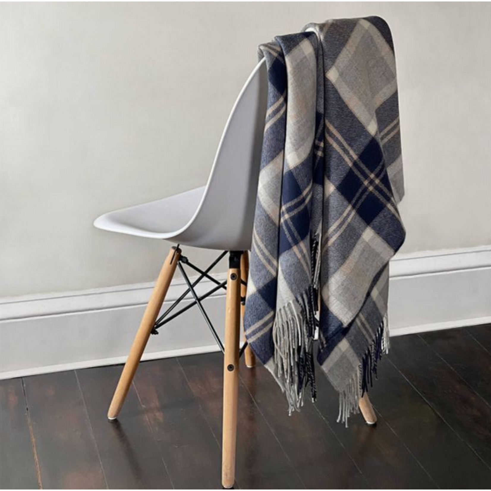 TAPESTRIES, THROWS, ETC. LOCHCARRON LAMBSWOOL LAP BLANKET - Bannockbane Grey