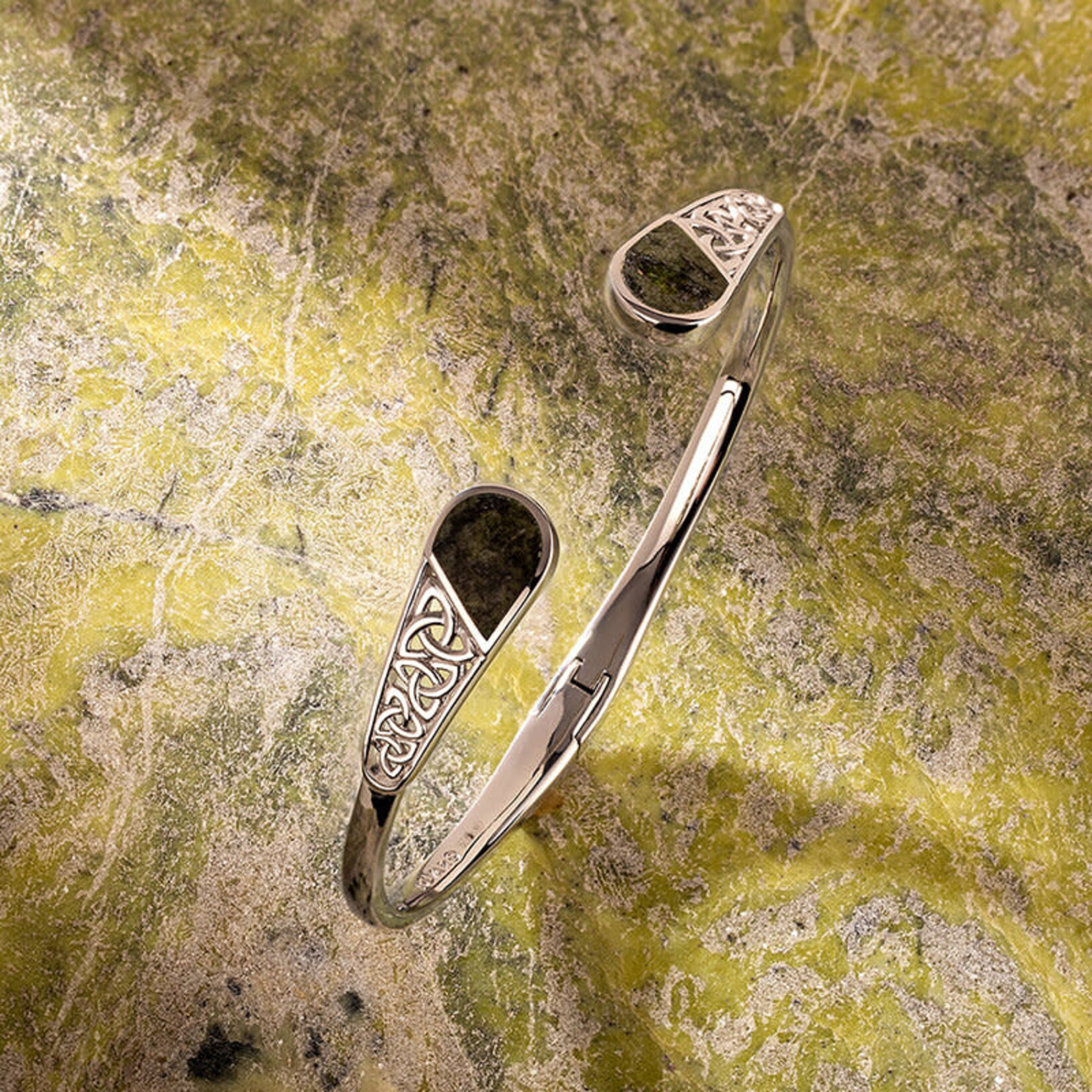 BRACELETS & BANGLES SOLVAR STERLING TRINITY TEARDROP BANGLE with CONNEMARA