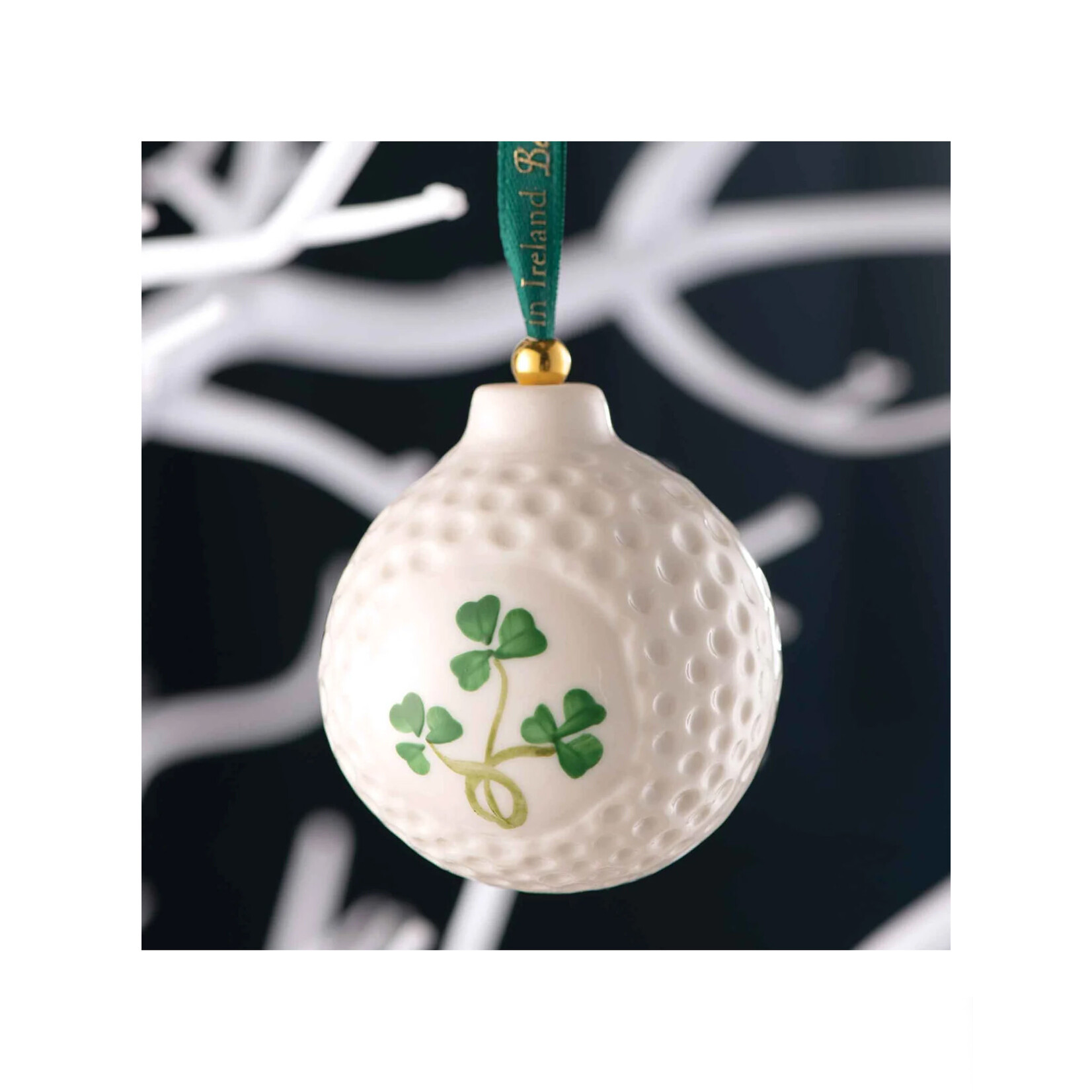 ORNAMENTS BELLEEK GOLF-BALL w SHAMROCKS ORNAMENT
