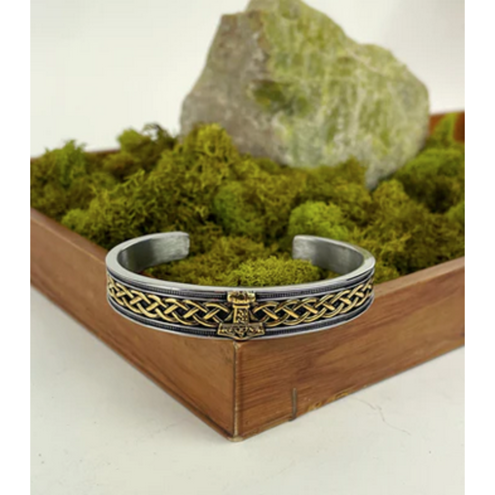 BRACELETS & BANGLES DRUID MOON - STAINLESS w GP THOR'S HAMMER BANGLE
