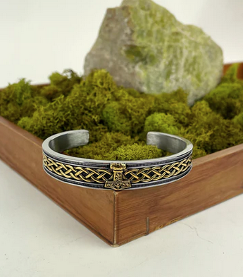 BRACELETS & BANGLES DRUID MOON - STAINLESS w GP THOR'S HAMMER BANGLE