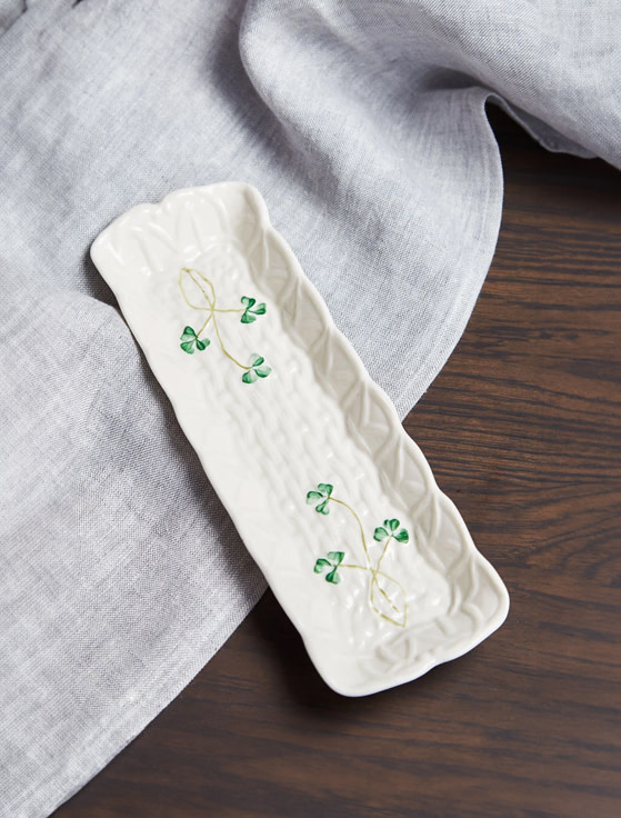 PLATES, TRAYS & DISHES BELLEEK SHAMROCK MINT TRAY