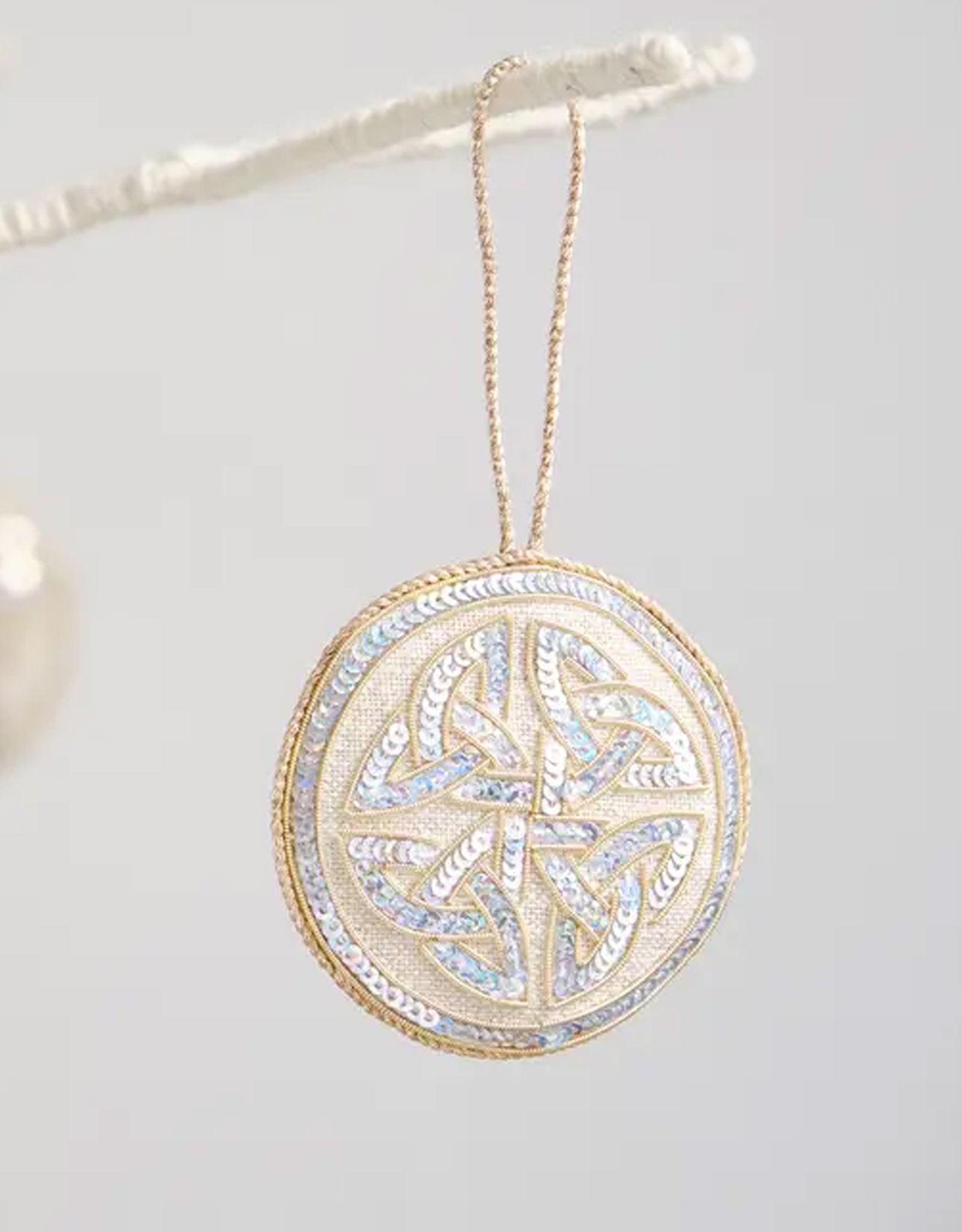 ORNAMENTS IRISH LINEN ORNAMENT - 4 Trinity Knot