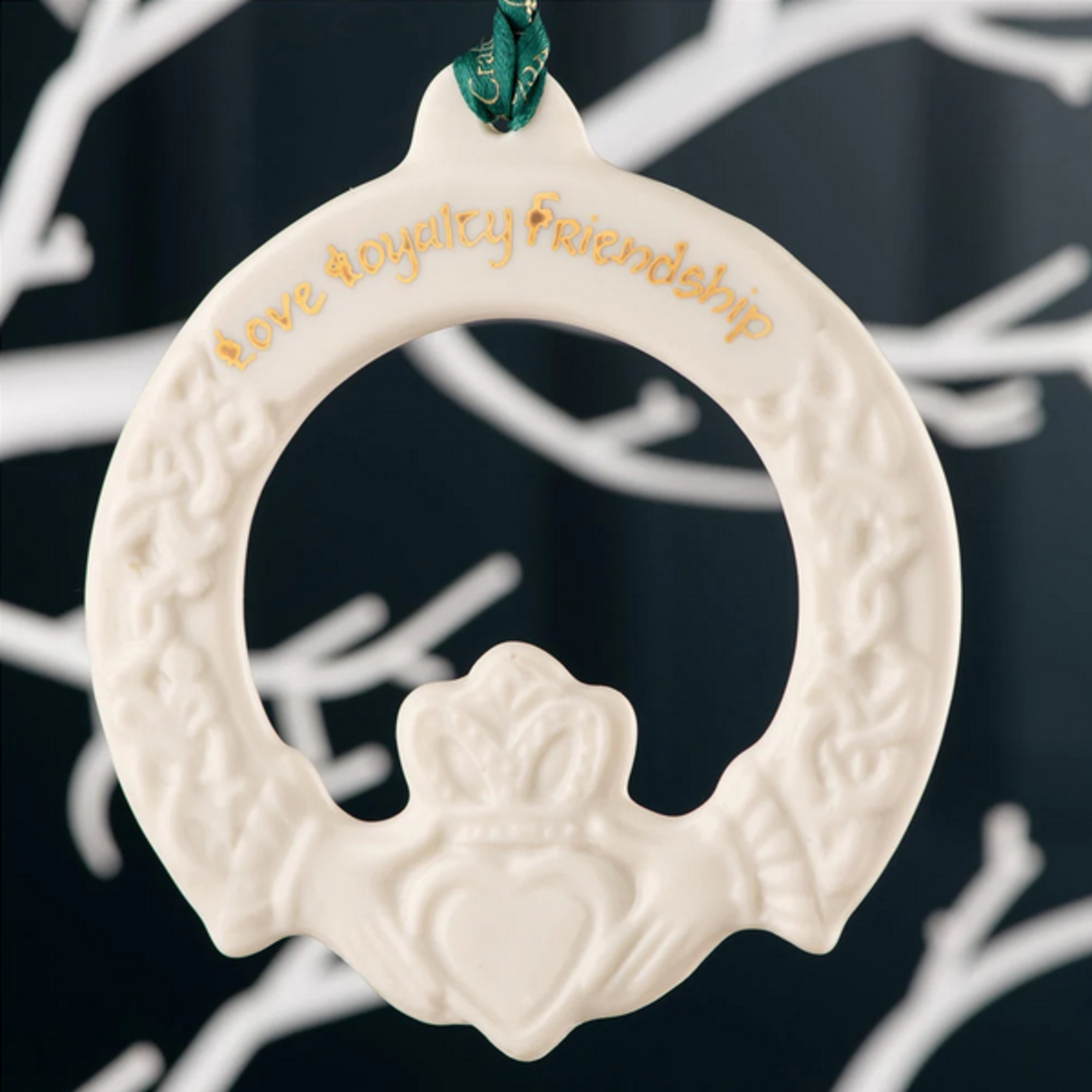 ORNAMENTS BELLEEK ORNAMENT - Claddagh