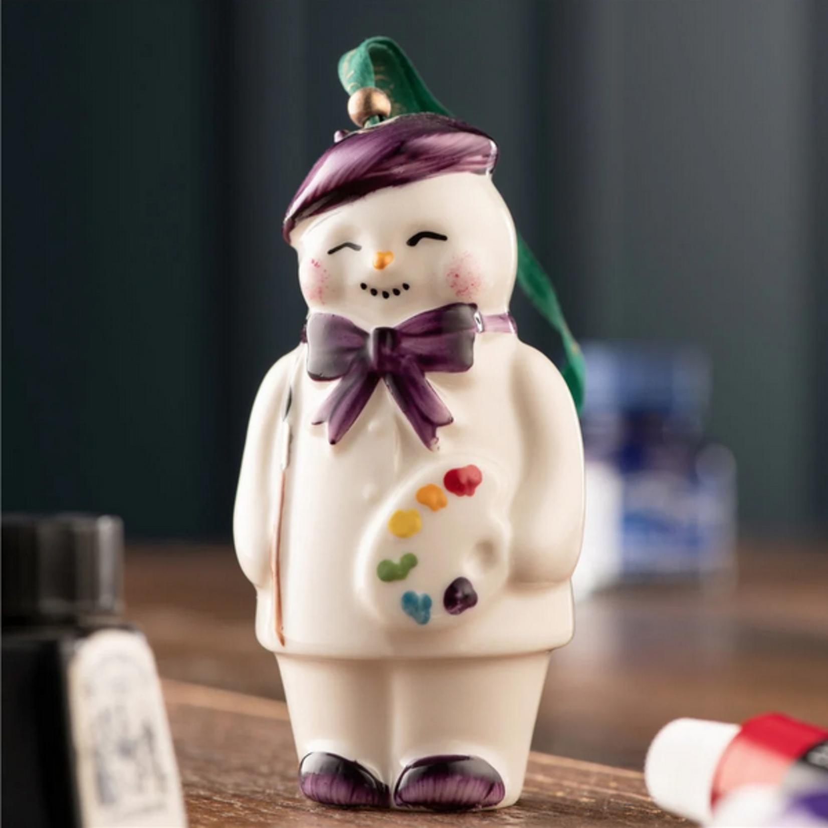 ORNAMENTS BELLEEK ORNAMENT - Artist Snowman