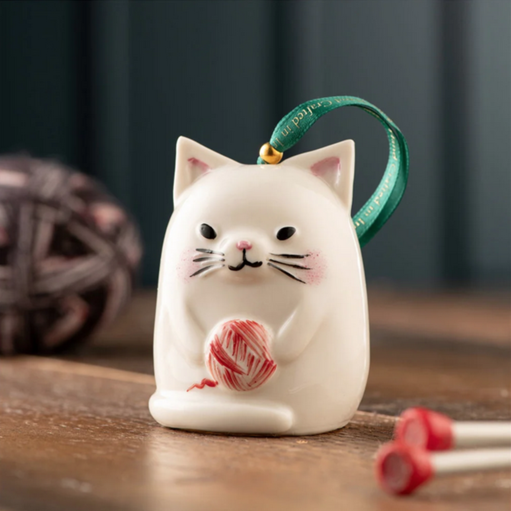 ORNAMENTS BELLEEK ORNAMENT - Kitty Cat