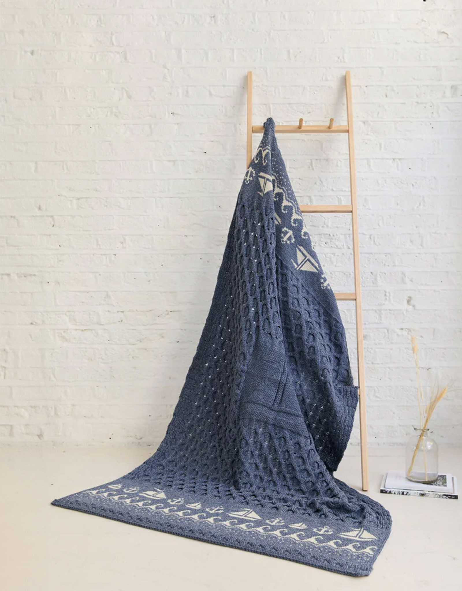 TAPESTRIES, THROWS, ETC. ARAN SAIL BOAT KNIT THROW BLANKET - Blue