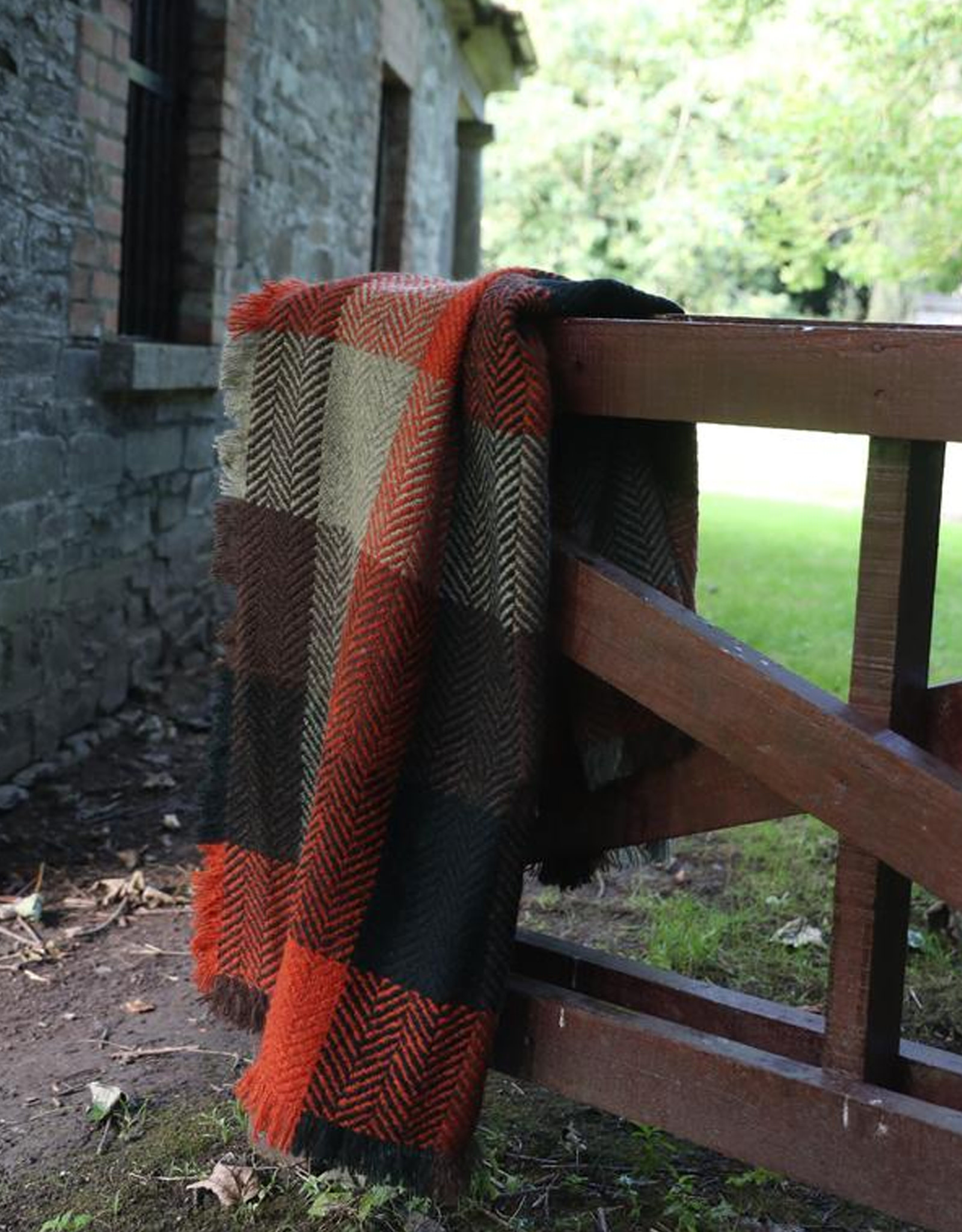 TAPESTRIES, THROWS, ETC. BRANIGAN WEAVERS THROW BLANKET - Buffalo Multi Rust