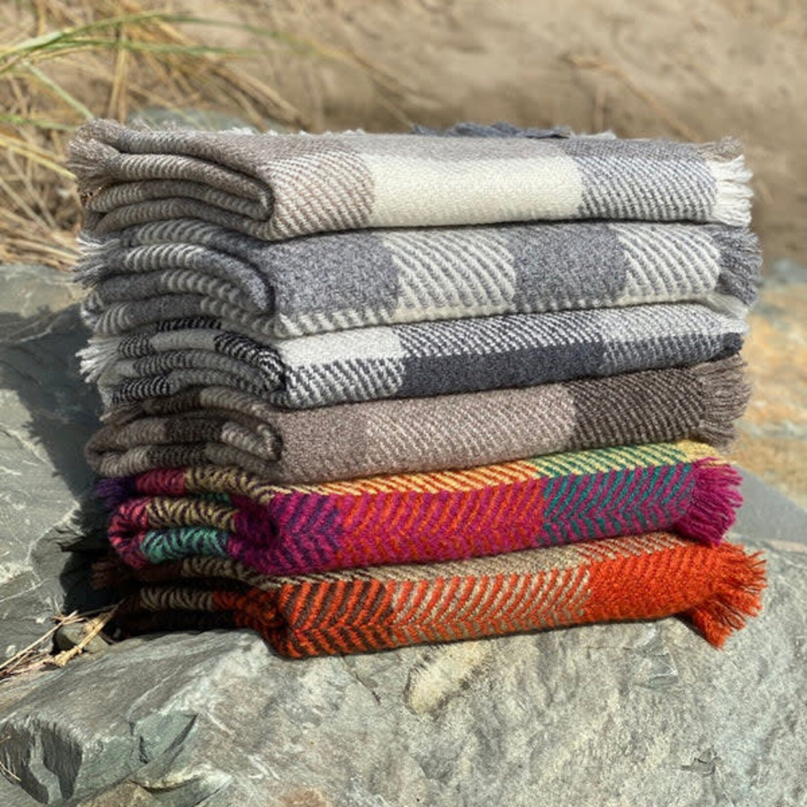 TAPESTRIES, THROWS, ETC. BRANIGAN WEAVERS THROW BLANKET - Buffalo Multi Rust