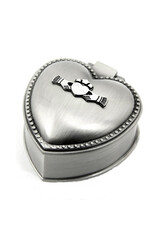 DECOR MULLINGAR PEWTER SMALL HEART SHAPED BOX