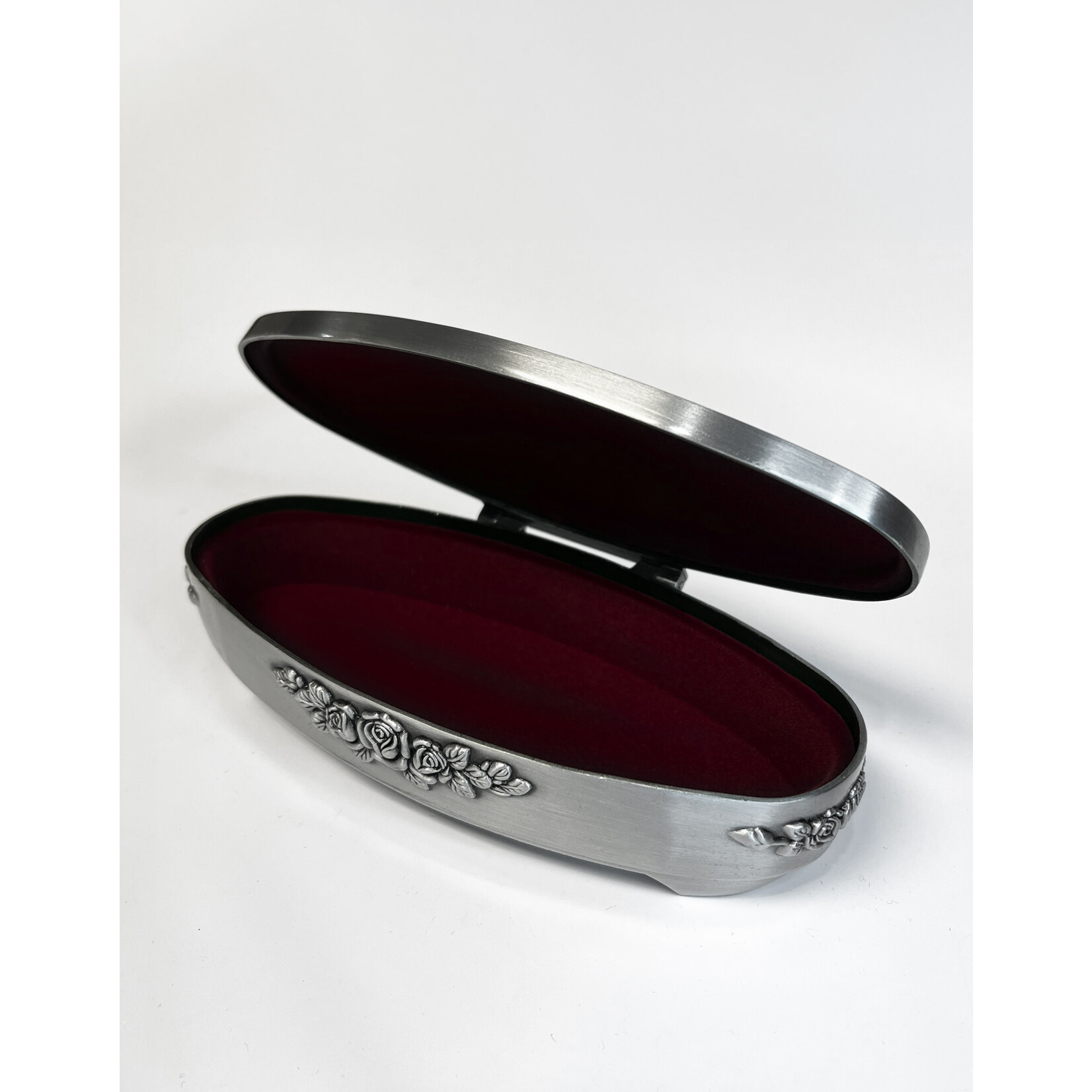 DECOR MULLINGAR PEWTER CLADDAGH OVAL JEWELRY BOX - Roses