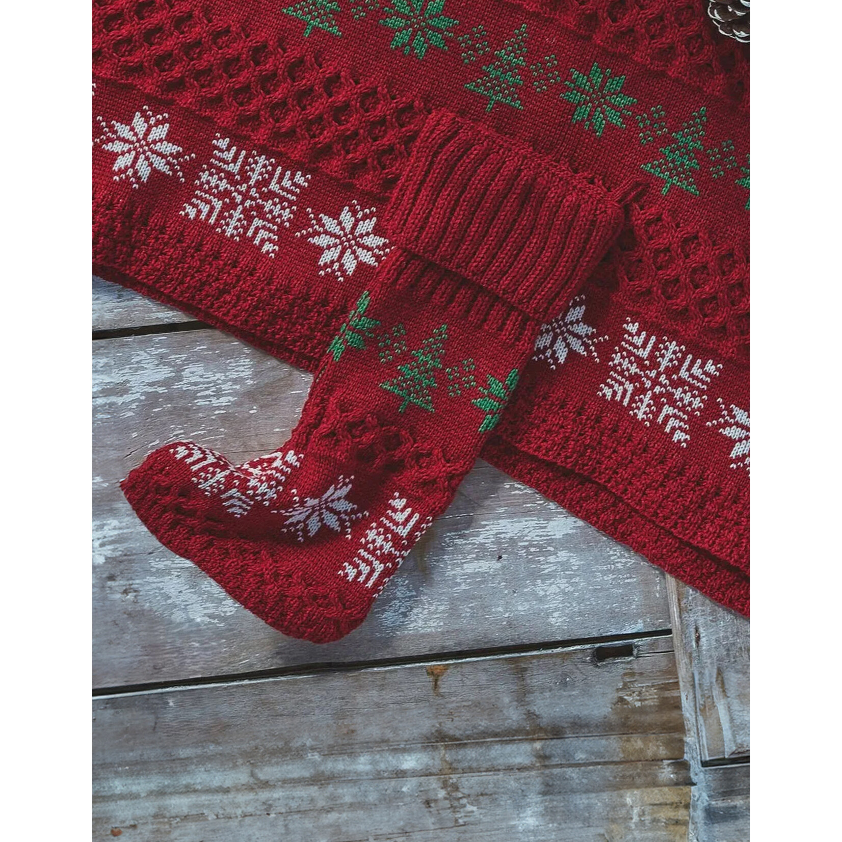 HOLIDAY DECOR ARAN CHRISTMAS STOCKING - Red Faire Isle