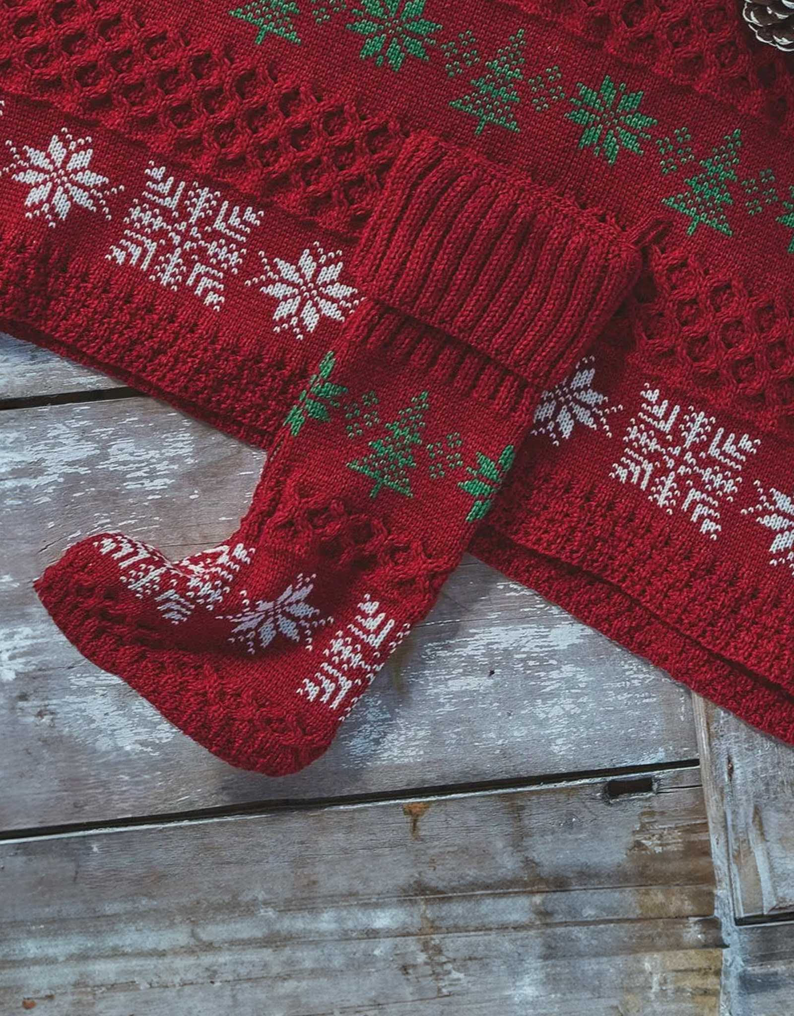 HOLIDAY DECOR ARAN CHRISTMAS STOCKING - Red Faire Isle