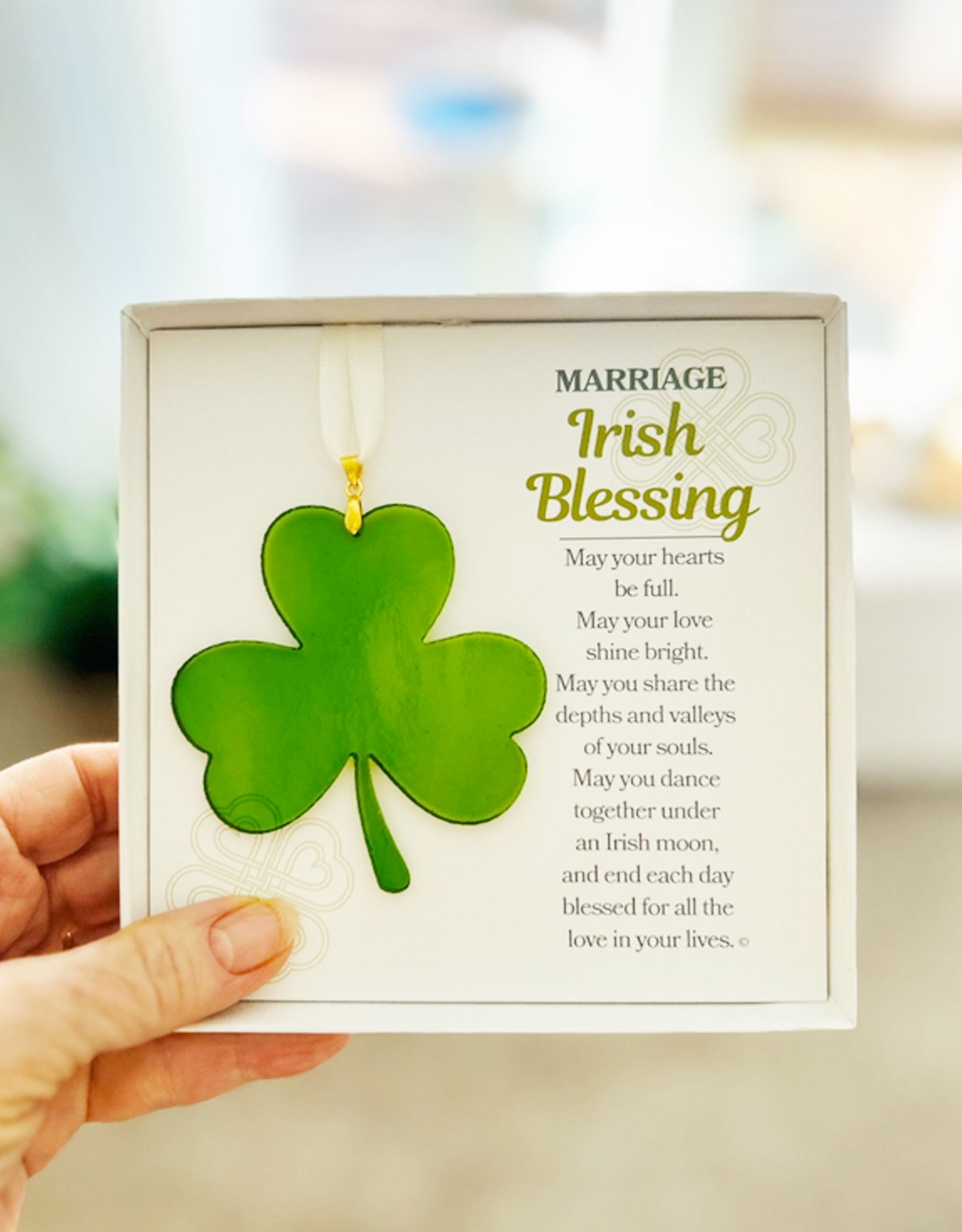 DECOR STAINED GLASS SHAMROCK - Irish Marriage